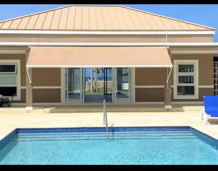 Natty'S Cozy Beach House In Hanover Jamaica Lucea Exterior photo